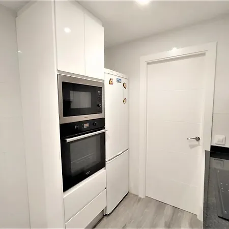 Service - Guimera Apartment *